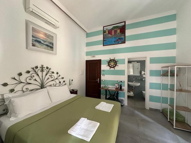 Teresa Rooms & Suites La Spezia Buitenkant foto